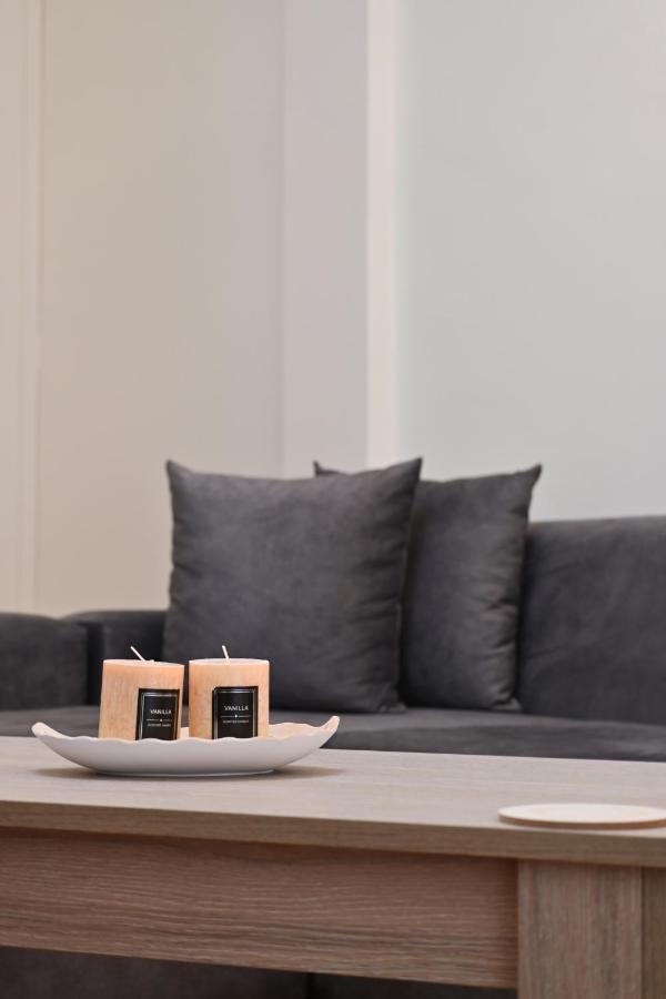 Delmare Athens Double Apartment Екстериор снимка